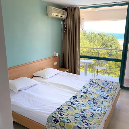 Sirena Szálloda Napospart