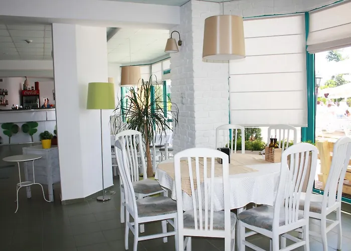 Arcadia Slantchev Briag